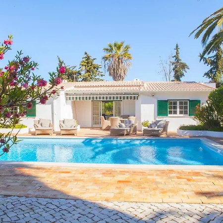 וילה Casa Lola